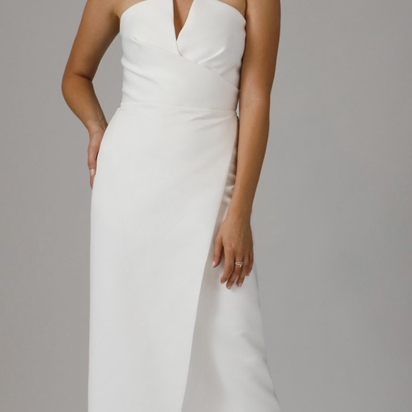 Size 2 - Picture 1 of 2